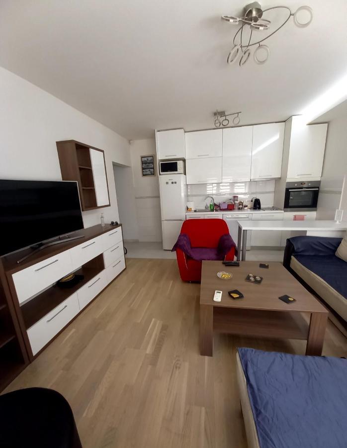 Skopje Contemporary Apartment Exterior foto